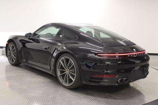 2024 Porsche 911 Carrera