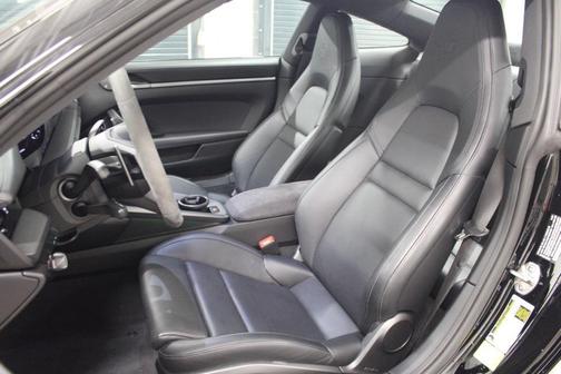 2024 Porsche 911 Carrera