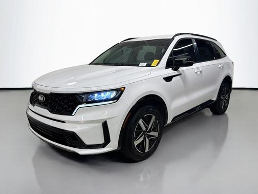 Glacial White Pearl 2021 Kia Sorento S