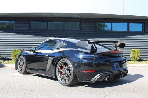 2023 Porsche 718 Cayman GT4 RS
