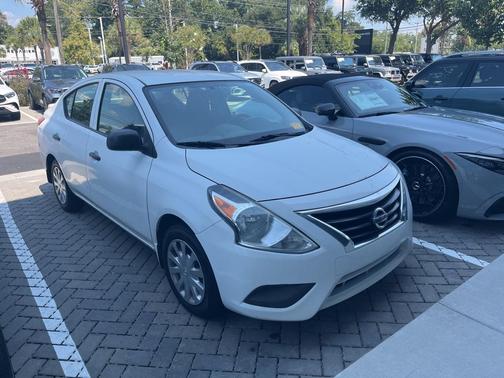2015 Nissan Versa 1.6 S+