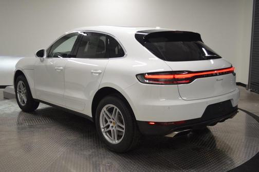 2021 Porsche Macan 