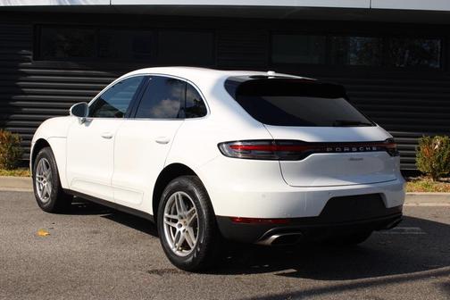 2021 Porsche Macan 