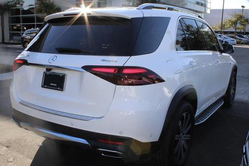 2025 Mercedes-Benz GLE 450e 4MATIC