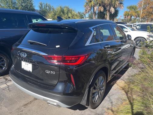 2025 INFINITI QX50 Luxe AWD