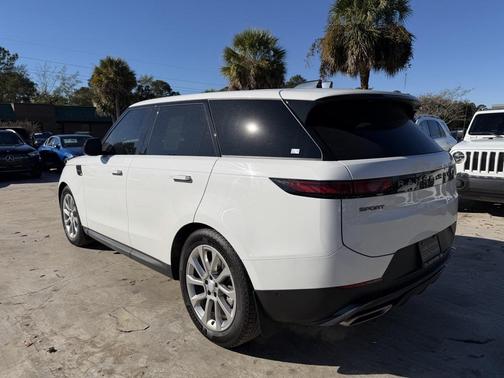 2024 Land Rover Range Rover Sport SE