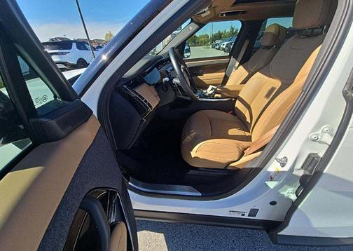 2024 Land Rover Range Rover Sport SE