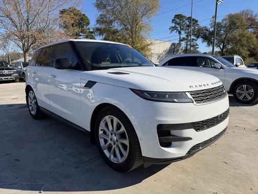 2024 Land Rover Range Rover Sport SE