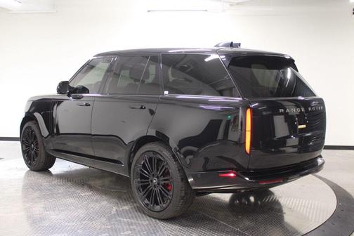 2024 Land Rover Range Rover P530 SE