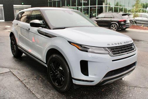 Arroios Grey Metallic 2026 Land Rover Range Rover Evoque Core S