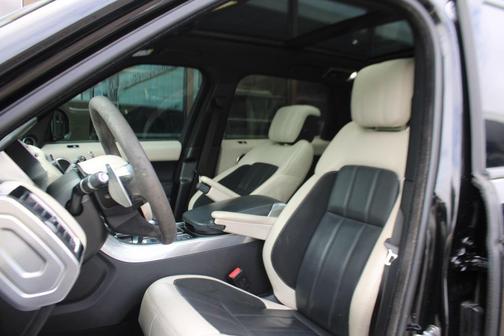 2020 Land Rover Range Rover Sport HST MHEV