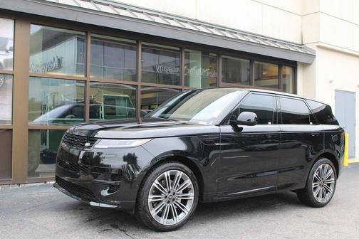 2025 Land Rover Range Rover Sport SE
