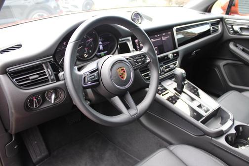 2024 Porsche Macan