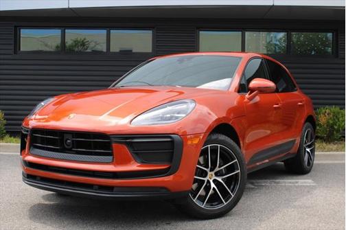 2024 Porsche Macan Base