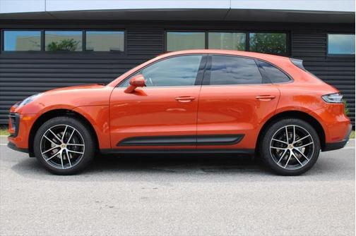 2024 Porsche Macan Base