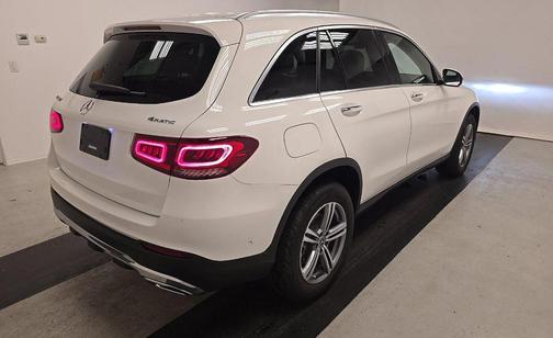 White 2022 Mercedes-Benz GLC 300 4MATIC