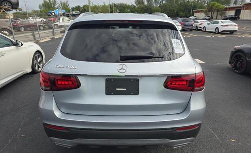 2022 Mercedes-Benz GLC 300 Base