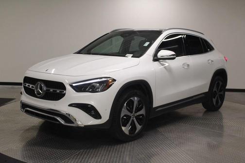 Polar White 2026 Mercedes-Benz GLA 250 4MATIC