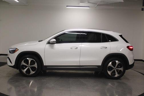 Polar White 2026 Mercedes-Benz GLA 250 4MATIC