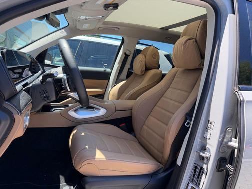MANUFAKTUR Alpine Grey 2026 Mercedes-Benz GLS 450 4MATIC