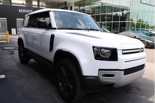 2024 Land Rover Defender 110 P400 S