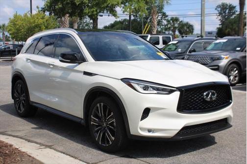 2022 INFINITI QX50 LUXE AWD