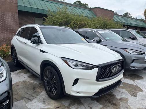 2022 INFINITI QX50 LUXE AWD