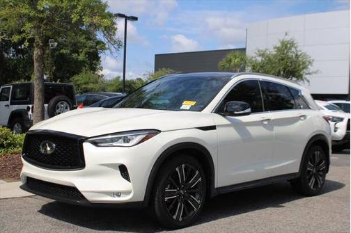 2022 INFINITI QX50 LUXE AWD