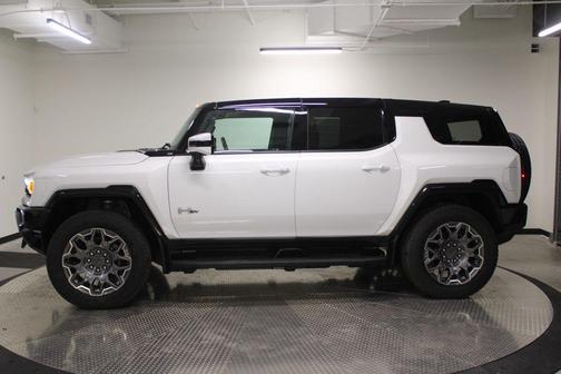 2024 GMC HUMMER EV SUV 3X