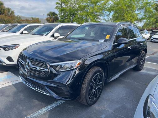 Black 2026 Mercedes-Benz GLC 300 Base