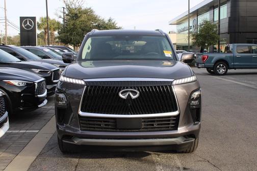 2025 INFINITI QX80 PURE