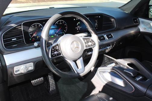 2022 Mercedes-Benz GLS 450 4MATIC