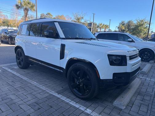 2023 Land Rover Defender 110 X-Dynamic SE