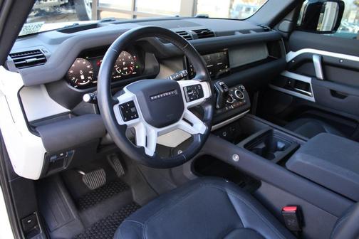 2023 Land Rover Defender 110 X-Dynamic SE