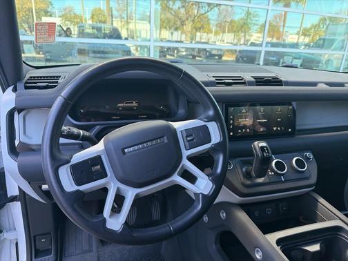 2023 Land Rover Defender 110 X-Dynamic SE