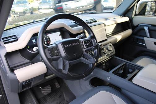 2022 Land Rover Defender 110 X-Dynamic HSE