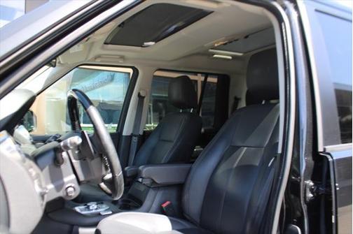 2016 Land Rover LR4 Base