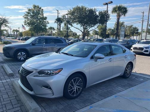 2018 Lexus ES 350 Base