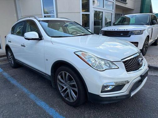 Majestic White 2017 INFINITI QX50 Base