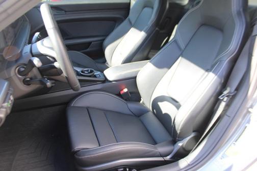 2025 Porsche 911 Carrera T