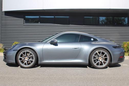 2025 Porsche 911 Carrera T