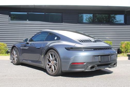 2025 Porsche 911 Carrera T