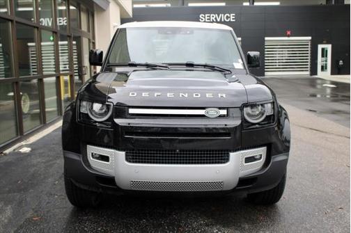 2024 Land Rover Defender 110 P300