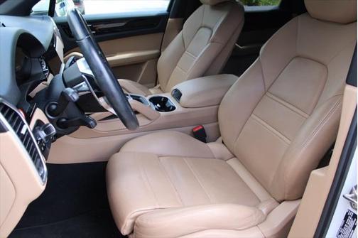 2020 Porsche Cayenne