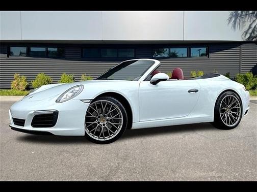 Carrara White Metallic 2019 Porsche 911 Carrera