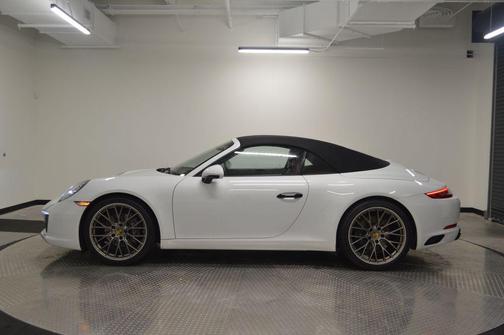 Carrara White Metallic 2019 Porsche 911 Carrera