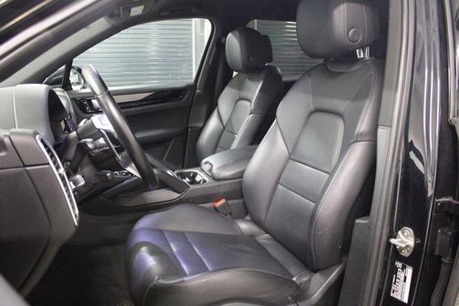 2021 Porsche Cayenne Cayenne