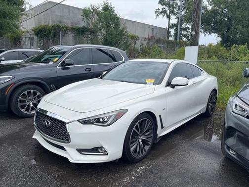 2017 INFINITI Q60 3.0T Premium