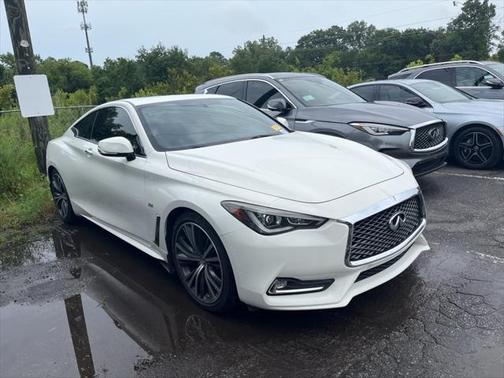 2017 INFINITI Q60 3.0T Premium