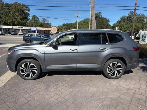 2021 Volkswagen Atlas 3.6L SEL Premium